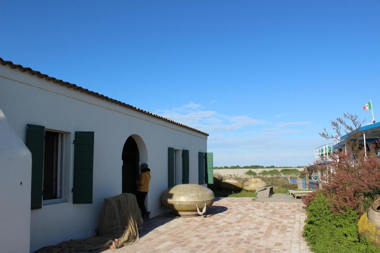 Casa Vacanze “ La Terrazza “ Comacchio Exteriör bild